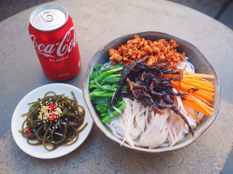 Dai-Style Cold Rice Noodles with Shredded Chicken